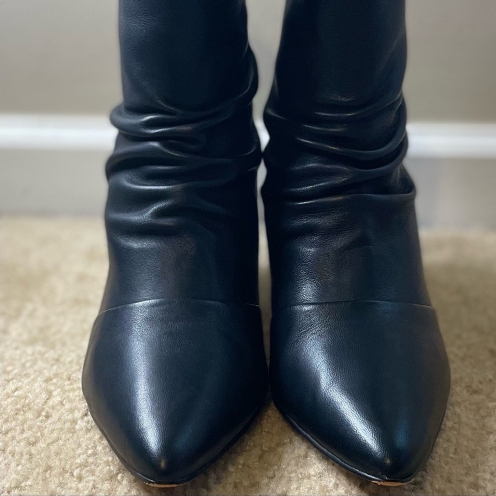 Black Vince Camuto boots size 11